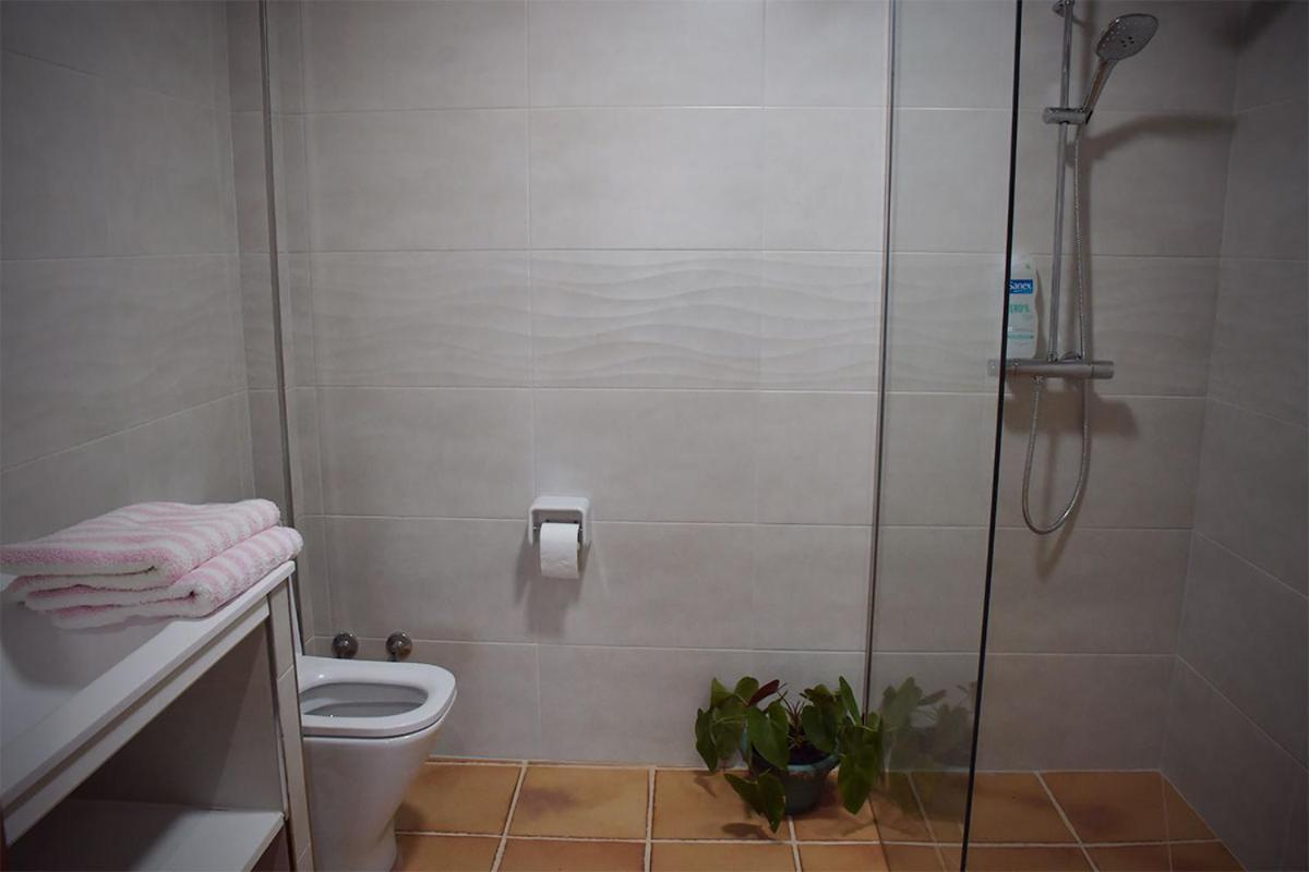 Pincheiro Apartamentos Turisticos A Pobra do Brollón Szoba fotó